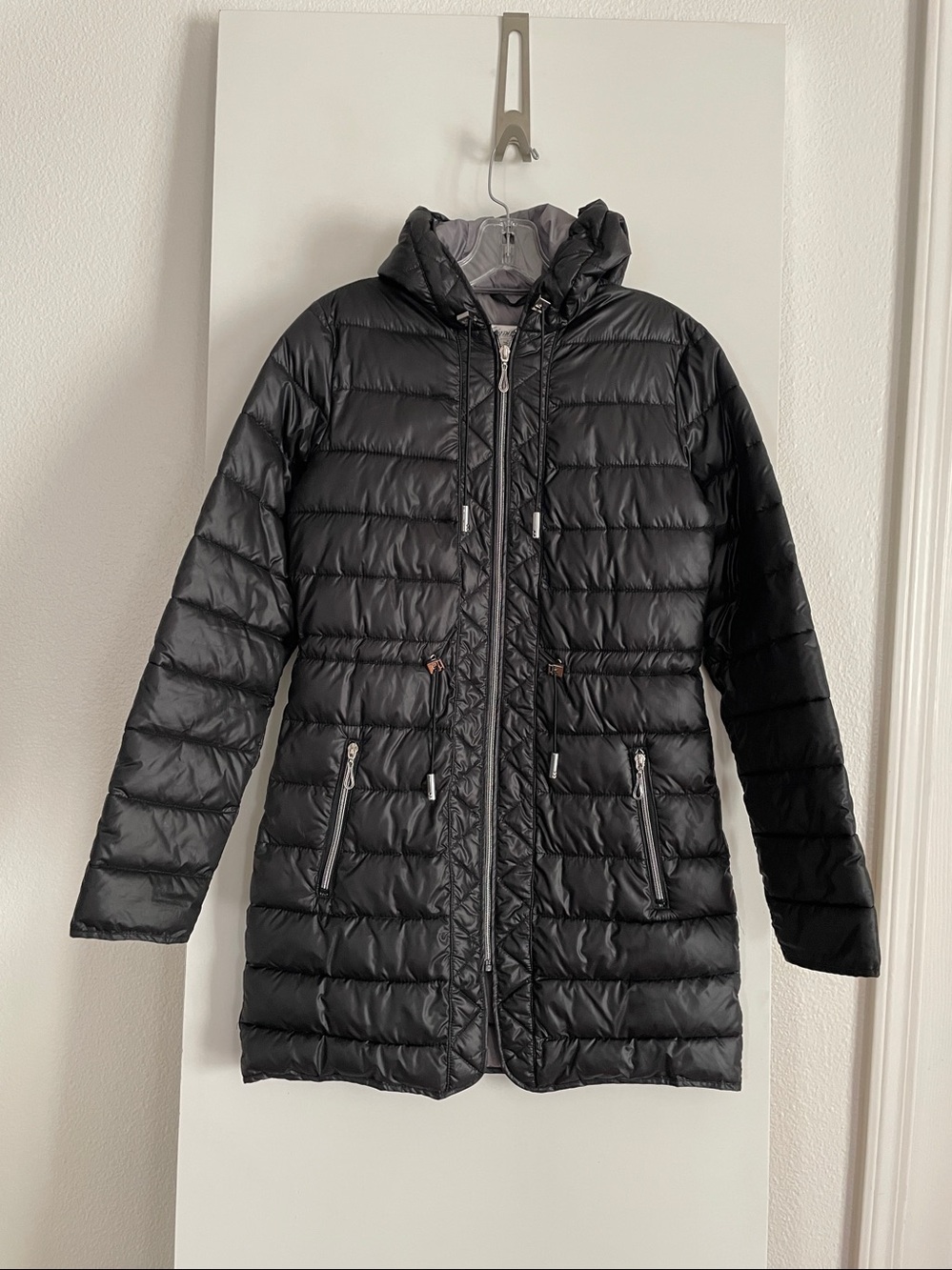 Kenneth Cole Black Slimming Mid Length Puffer Coat Jacket Hooded NWT